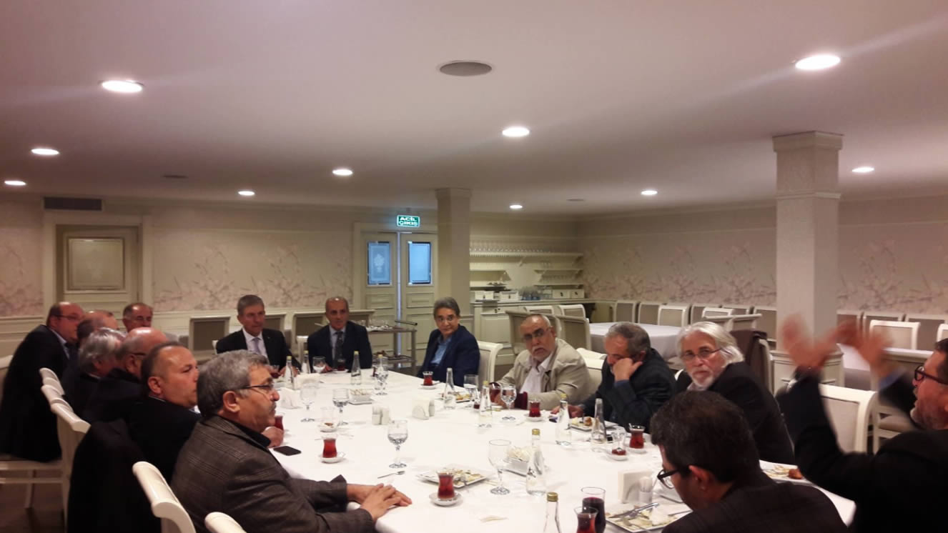 Sağlık Bakanı Dr Ahmet Demircan Erunim Mttb Der yönetim kurulu üyeleri ile İstanbul Florya Sosyal tesislerinde...